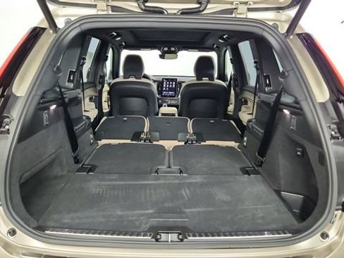 New 2026 Volvo XC90 T8 Plus w/ Protection Package Premier AWD/4WD image 42