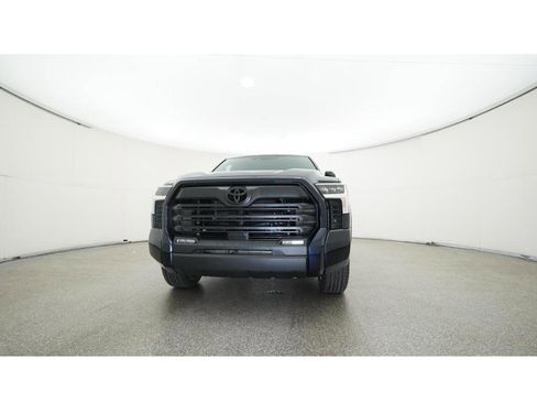 New 2026 Toyota Tundra SR5 AWD/4WD image 31