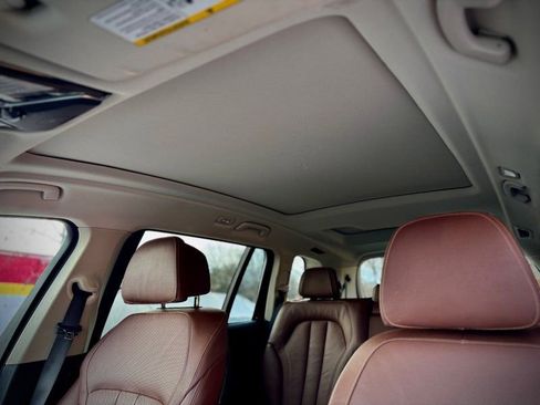 Used 2020 BMW X7 xDrive40i w/ Premium Package image 25