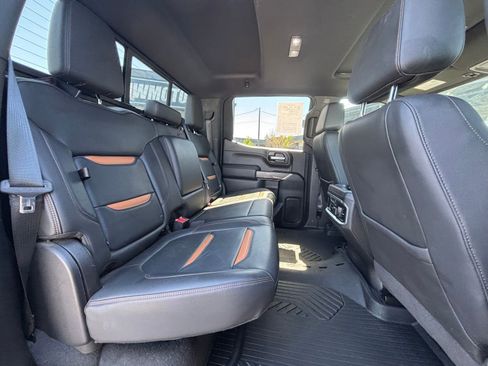 Used 2020 GMC Sierra 1500 AT4 w/ AT4 Premium Package AWD/4WD image 21