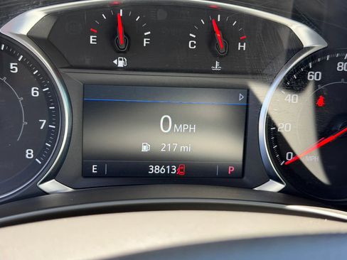 Used 2024 GMC Terrain AT4 AWD/4WD image 28