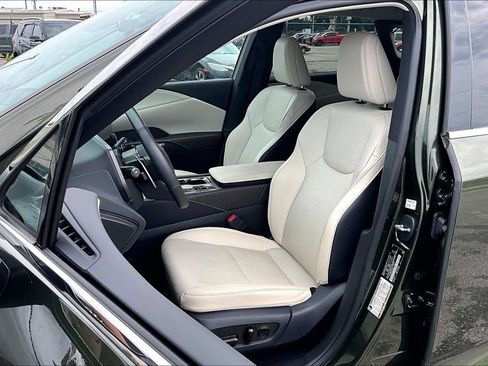 Used 2025 Lexus RX 350 Premium Plus w/ Convenience Package FWD image 33