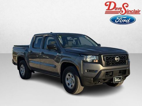 Used 2022 Nissan Frontier S w/ Technology Package image 4