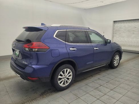 Used 2020 Nissan Rogue SV image 10