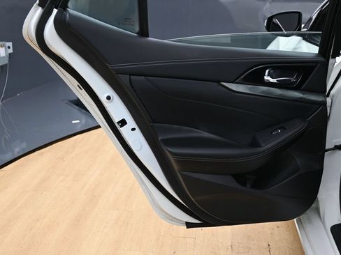 Used 2023 Nissan Maxima SV w/ Floor Mat Group FWD image 13