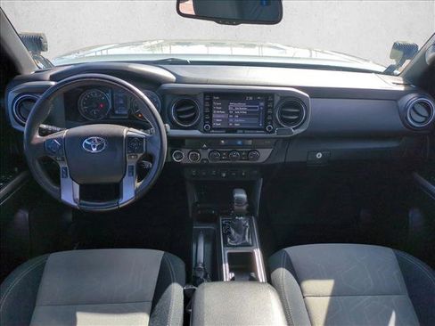 Used 2021 Toyota Tacoma TRD Off-Road w/ Technology Package image 16