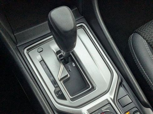 Used 2019 Subaru Forester Premium w/ All-Weather Package image 12