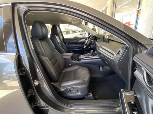 Used 2019 MAZDA CX-9 Touring AWD/4WD image 38