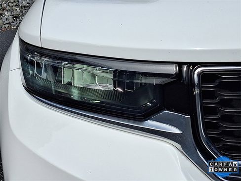 Used 2022 Jeep Grand Cherokee Limited image 11