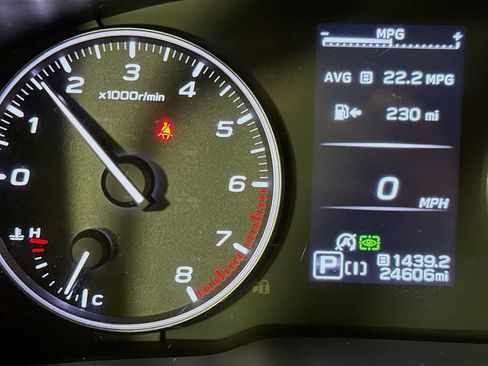 Used 2025 Subaru Forester Touring AWD/4WD image 14