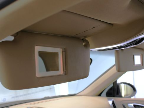 Used 2012 Porsche Cayenne image 70