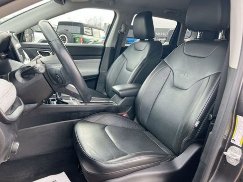 Used 2022 Jeep Compass Latitude image 15