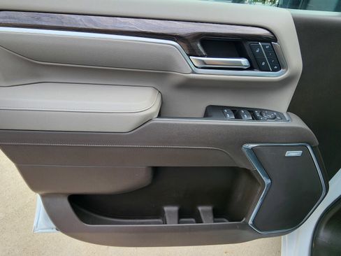 Certified 2025 Chevrolet Silverado 3500 LTZ w/ LTZ Premium Package image 10