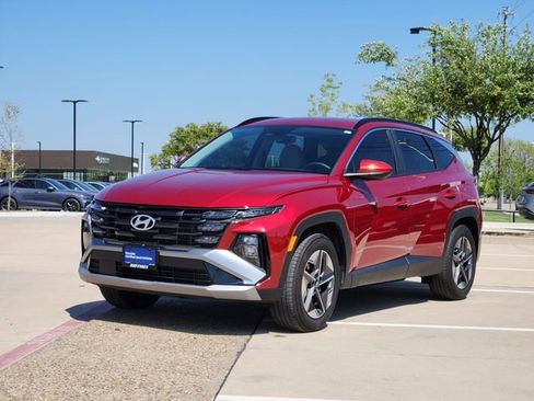 Certified 2025 Hyundai Tucson SEL image 2