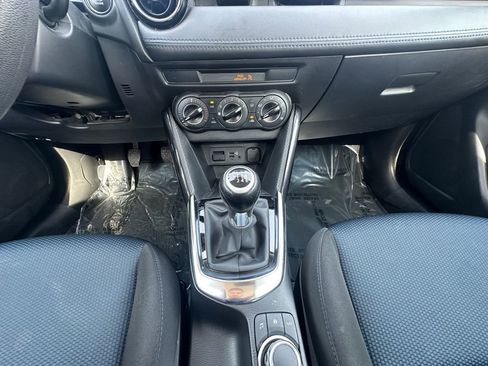 Used 2018 Toyota Yaris iA image 11