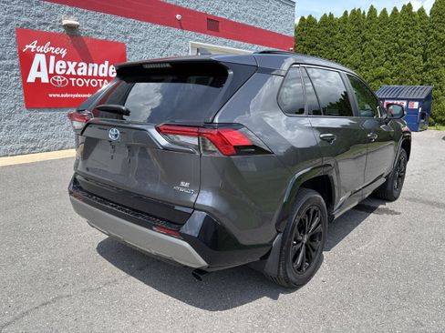 Certified 2023 Toyota RAV4 SE w/ Convenience Package AWD/4WD image 3