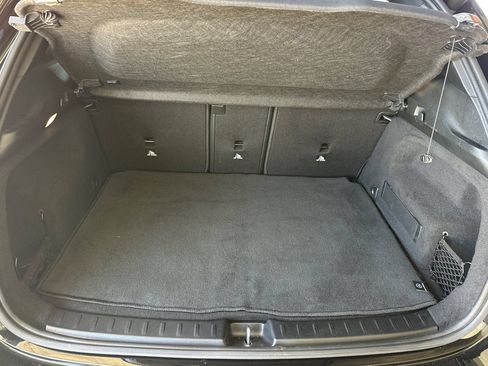 Certified 2022 Mercedes-Benz GLA 250 4MATIC image 18