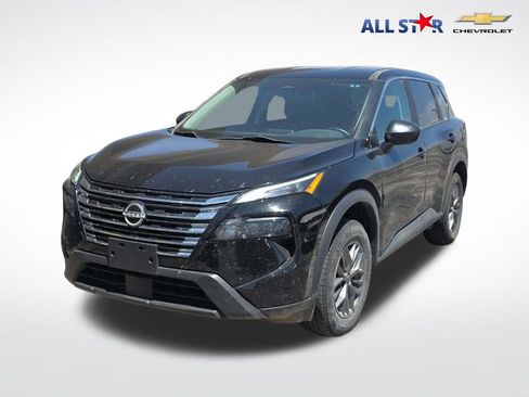Used 2024 Nissan Rogue S FWD image 1