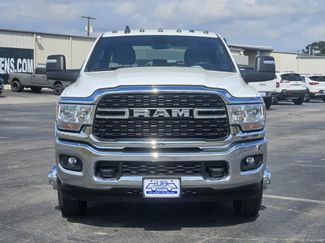 Used 2024 RAM 3500 Big Horn video 2