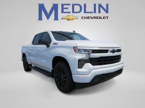New 2026 Chevrolet Silverado 1500 RST w/ Convenience Package II AWD/4WD image 2