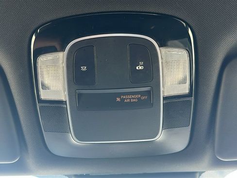 Used 2022 Hyundai Santa Cruz SE FWD image 28
