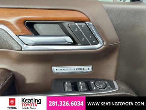 Used 2023 GMC Sierra 1500 Denali w/ Technology Package RWD image 12