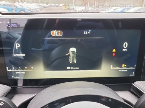 New 2026 Nissan Kicks SR FWD image 24