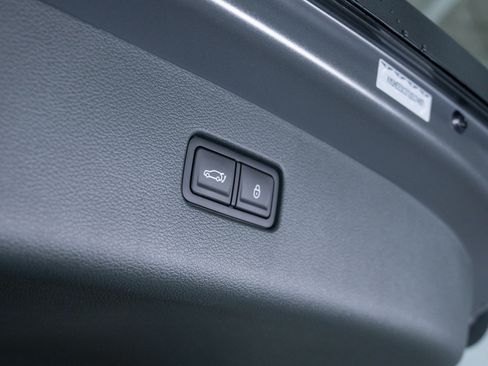 New 2026 Genesis GV80 3.5T Prestige AWD/4WD image 9