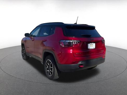 Used 2025 Jeep Compass Trailhawk image 10