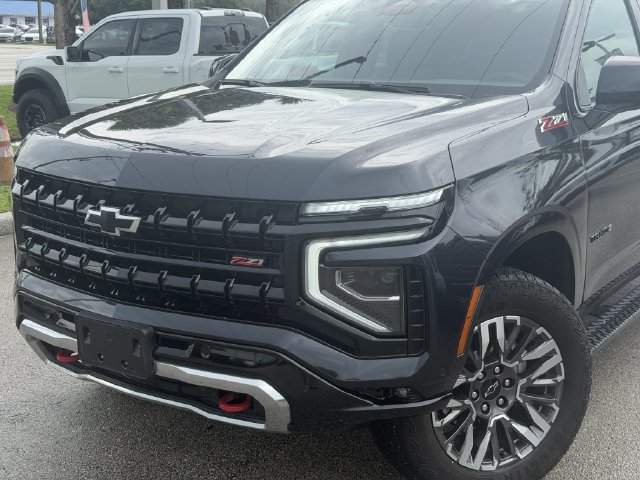 Used 2025 Chevrolet Tahoe Z71 AWD/4WD image 6