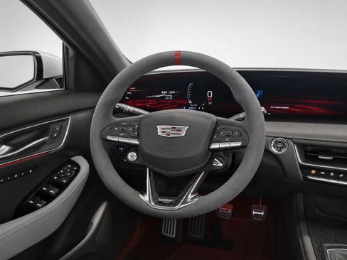 Certified 2025 Cadillac CT5 V Blackwing w/ Parking Package RWD image 21