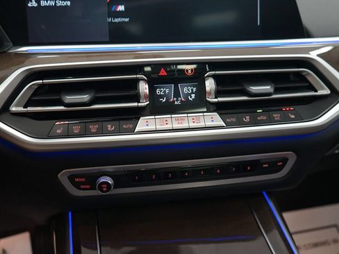 Used 2020 BMW X7 xDrive40i w/ Premium Package AWD/4WD image 45