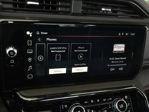 Used 2024 GMC Sierra 2500 AT4 image 49