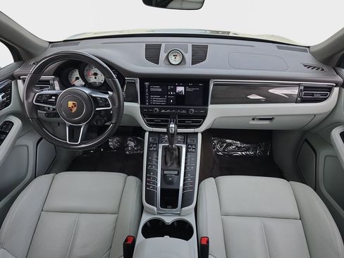 Used 2021 Porsche Macan GTS image 9