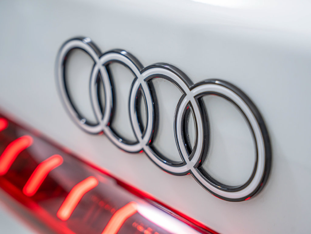 Used 2025 Audi A5 Premium Plus w/ Premium Plus AWD/4WD image 17