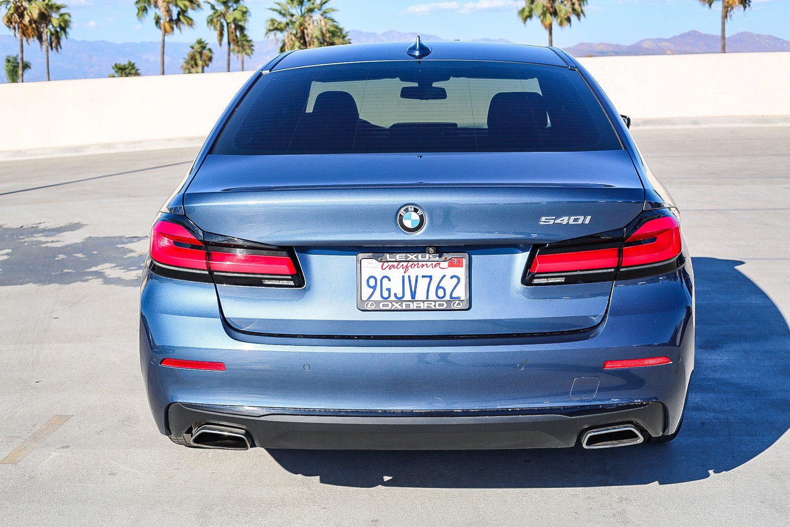 Used 2023 BMW 540i w/ Premium Package RWD image 6