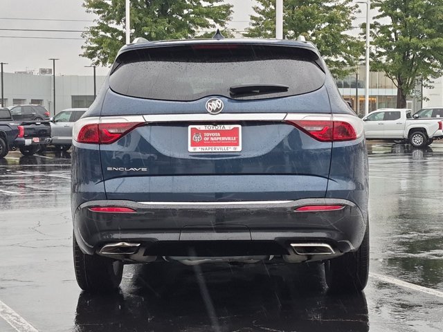 Used 2023 Buick Enclave Essence w/ Experience Buick Package FWD image 7
