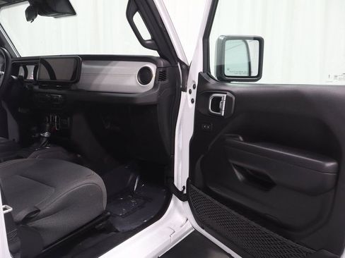 Certified 2024 Jeep Wrangler Unlimited Sport AWD/4WD image 15