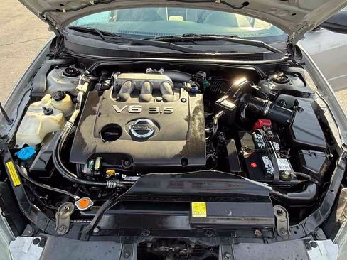 Used 2006 Nissan Altima 3.5 SE FWD image 16