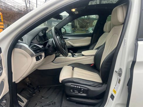 Used 2018 BMW X6 xDrive50i AWD/4WD image 31