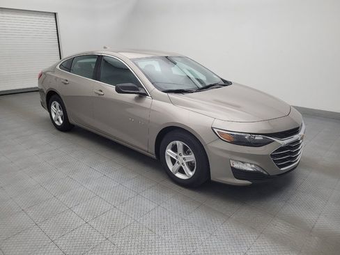 Used 2024 Chevrolet Malibu LT FWD image 11