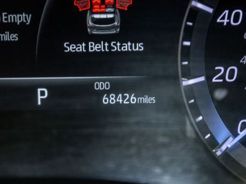 Used 2023 Toyota Highlander XLE image 17