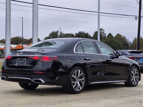 Certified 2025 Mercedes-Benz E 350 4MATIC Sedan image 6