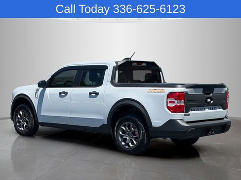 Used 2025 Ford Maverick XLT w/ XLT Luxury Package AWD/4WD image 3