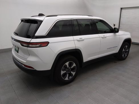 Used 2022 Jeep Grand Cherokee Limited 4xe w/ Luxury Tech Group II AWD/4WD image 10