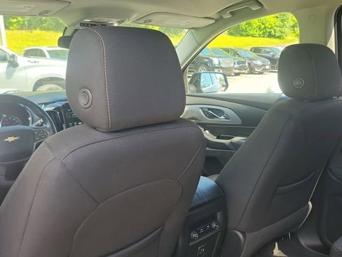 Used 2018 Chevrolet Traverse LT FWD image 10
