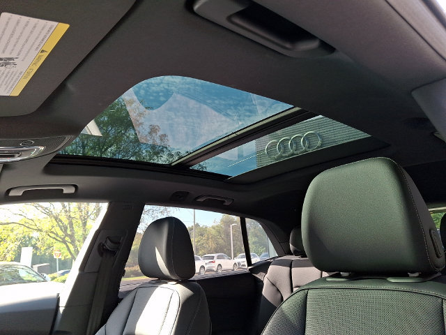 Used 2026 Audi Q8 Premium Plus AWD/4WD image 14