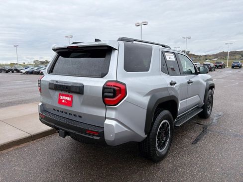Certified 2025 Toyota 4Runner TRD Off-Road AWD/4WD image 8