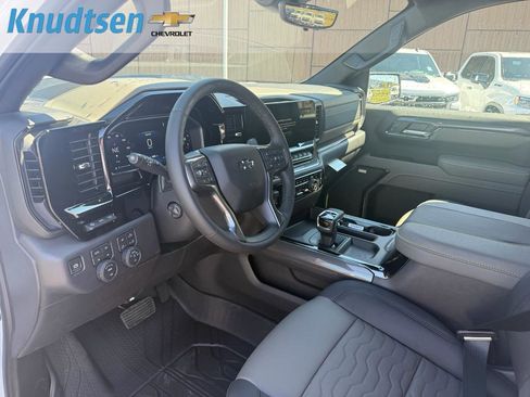 New 2026 Chevrolet Silverado 1500 ZR2 AWD/4WD image 18