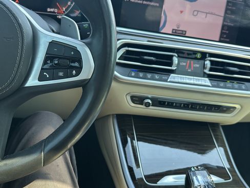 Used 2021 BMW X5 M50i w/ Executive Package AWD/4WD image 21